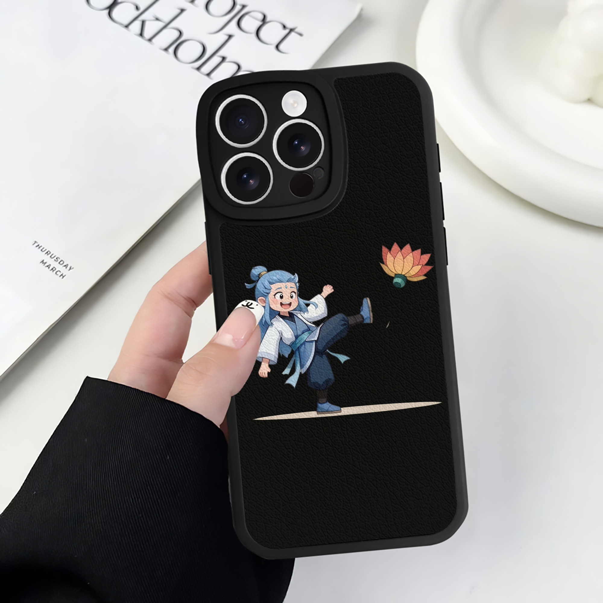 （画像用） Ne Zha 2 ナタ 魔童の大暴れ 【iPhone 16シリーズ対応】シリコンスマホケース（レザー調） 材質：シリコン